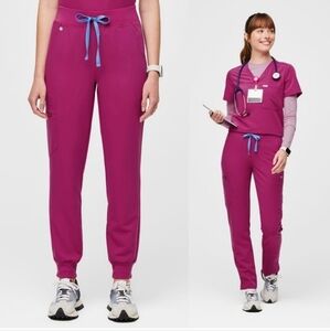 FIGS Women's Nepal Skinny Scrub Pants - Magenta